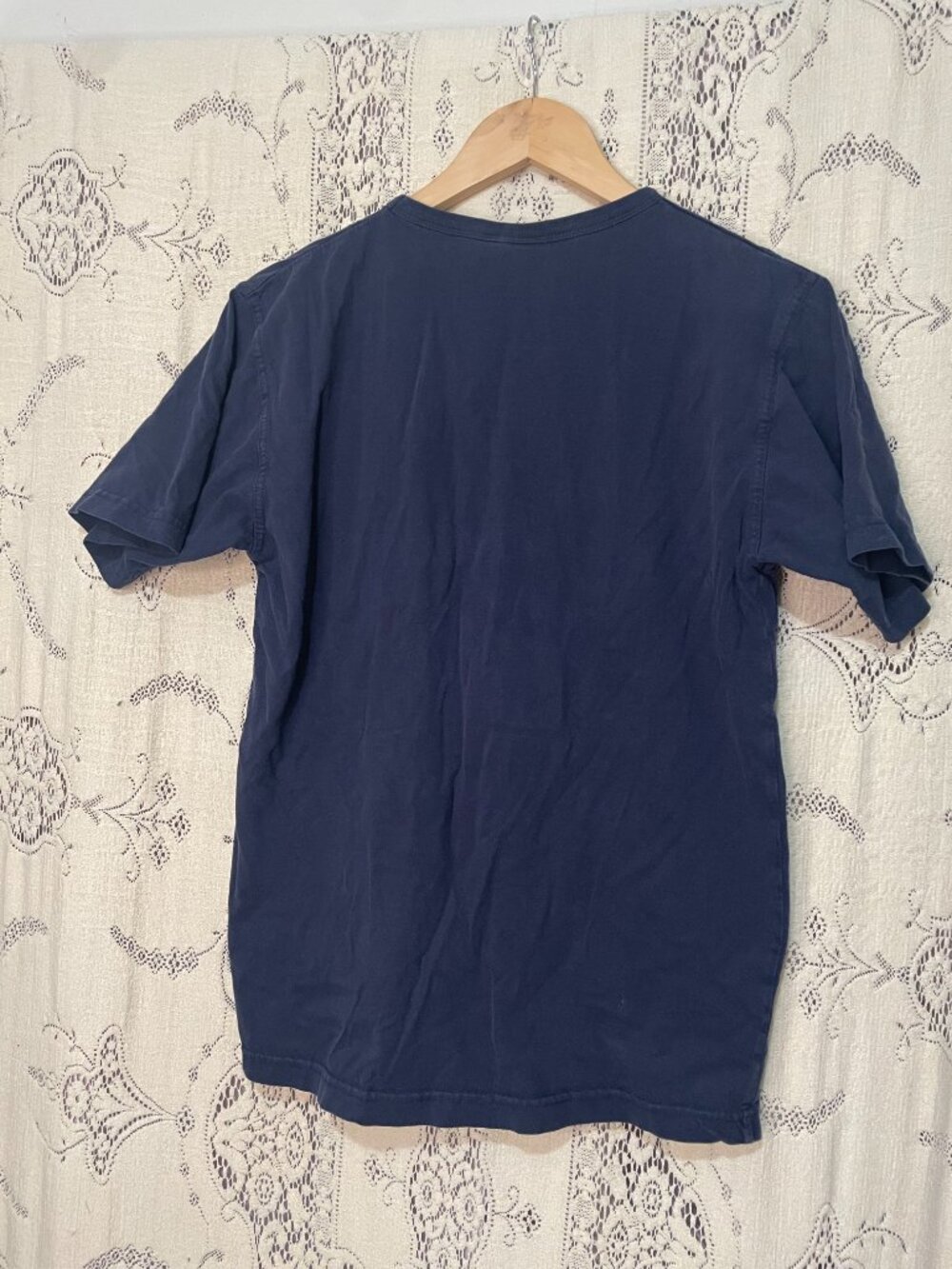 Your Basic: vintage Amsterdam y2k shirt - Picture 4 of 5